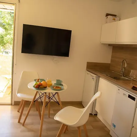 Apartment Imperial Your Host Helper *
